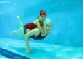 嬰兒班游泳教學